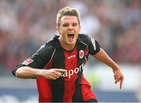 雷拉成亮点 雷拉成亮点