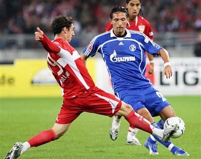 更加全面地 更加全面地